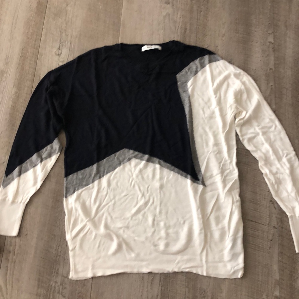 Long sleeve top